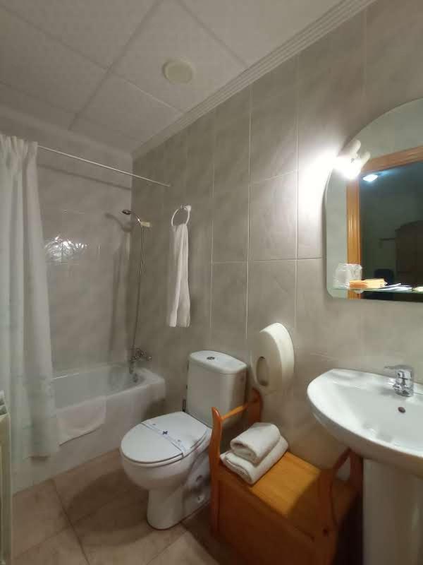 Bed & Breakfast Almenara Paterna del Madera