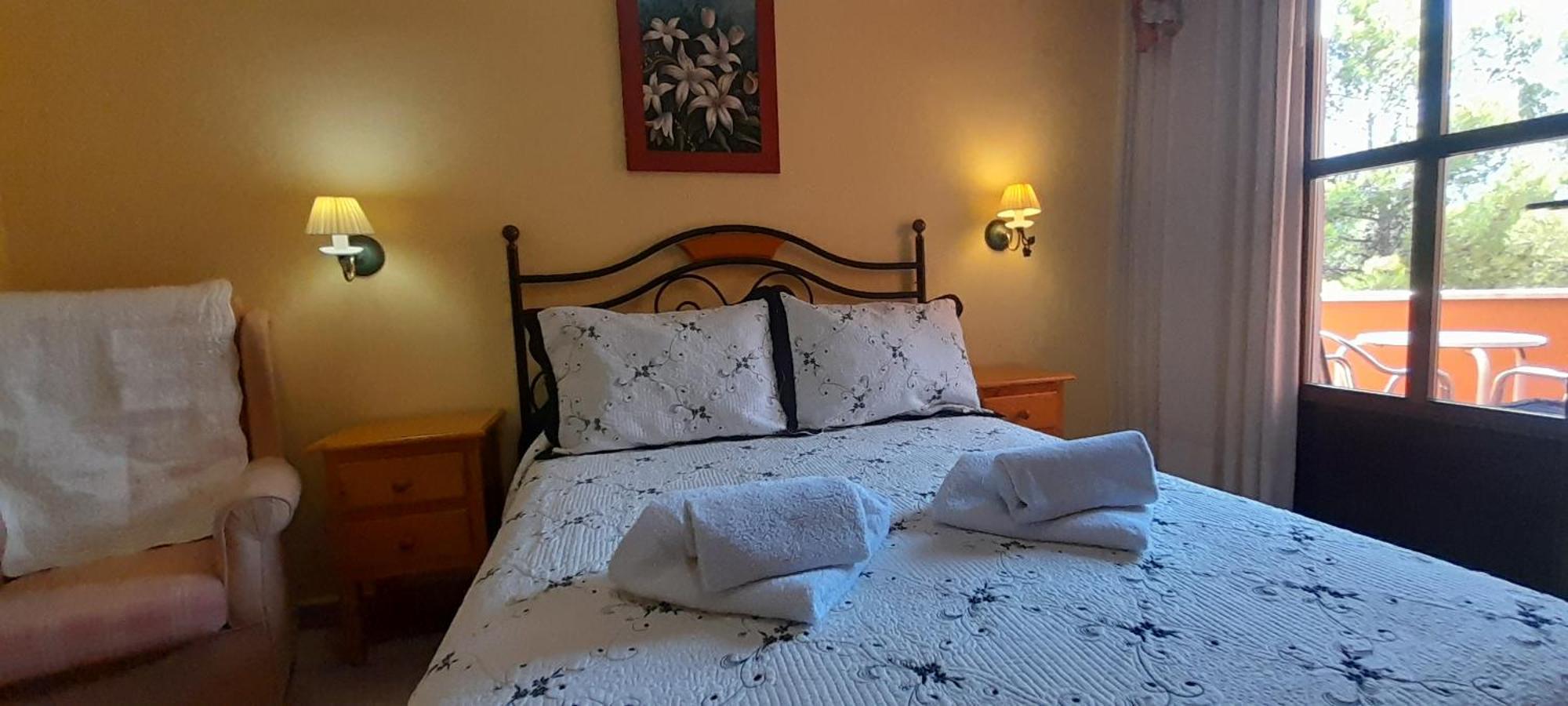 Bed & Breakfast Almenara 2*