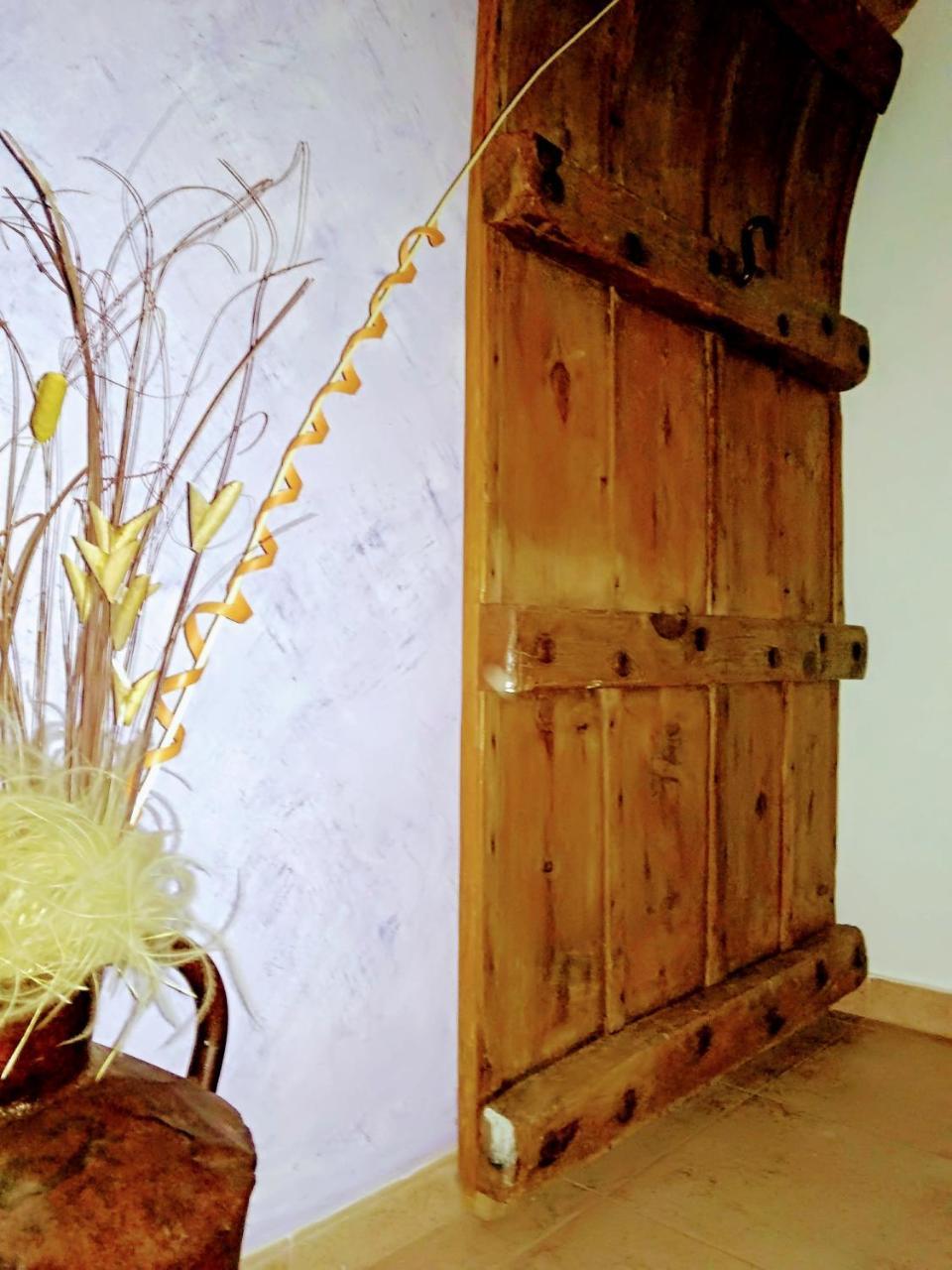Bed & Breakfast Almenara Paterna del Madera